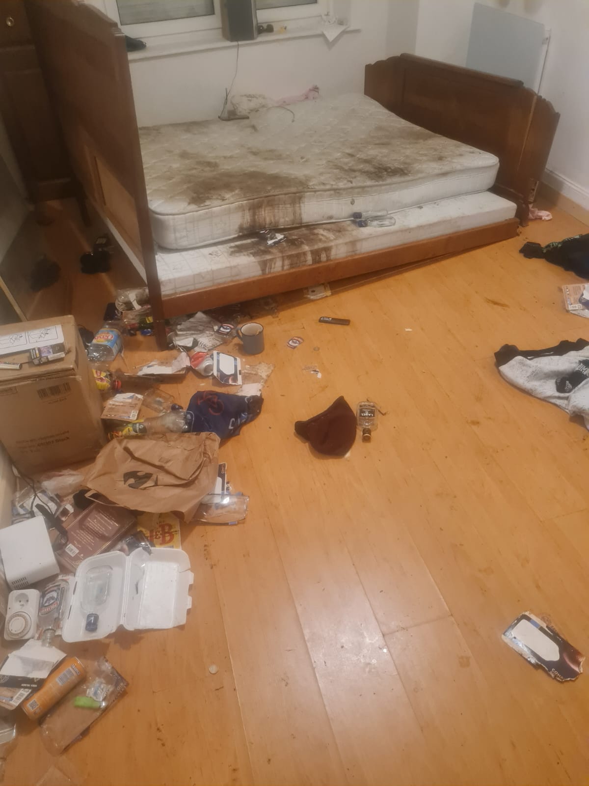 Comment l’équipe de SOS DC se protège-t-elle des risques biologiques et chimiques sur place ? whatsapp image 2025 04 17 à 15.42.50 622bf769